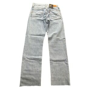 Levi Premium Wedgie jeans Straight 24x27 Womens Button Fly